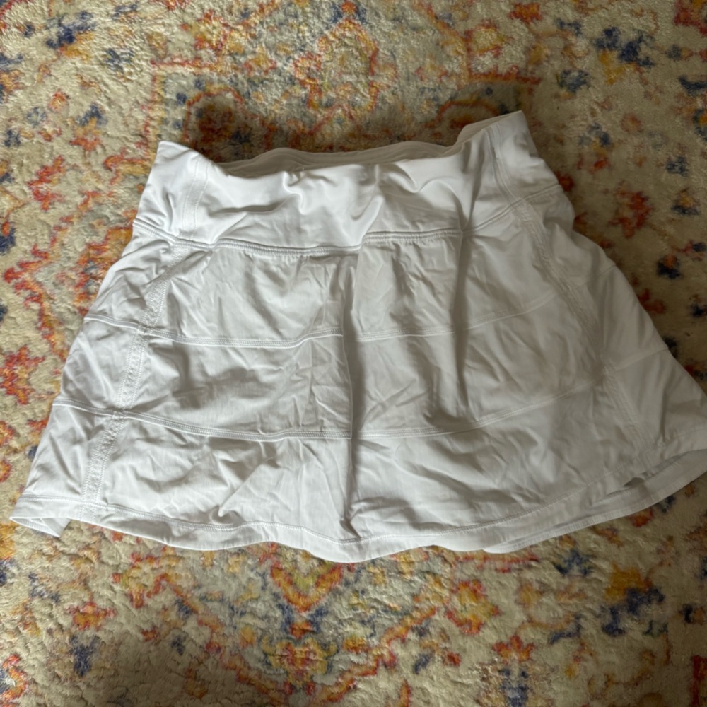 Lululemon pace rival skirt white